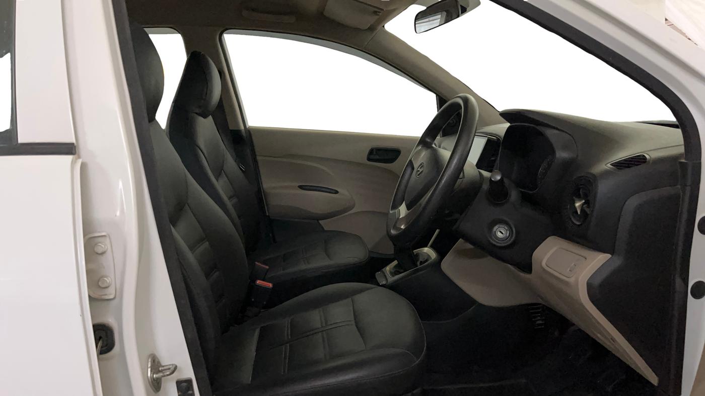 2019 Hyundai NEW SANTRO ERA EXECUTIVE, Petrol, Manual, 50 km, Right Side Front Door Cabin