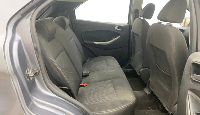 2017 Ford New Figo TREND 1.2 PETROL, Petrol, Manual, 1,00,922 km, Right Side Rear Door Cabin