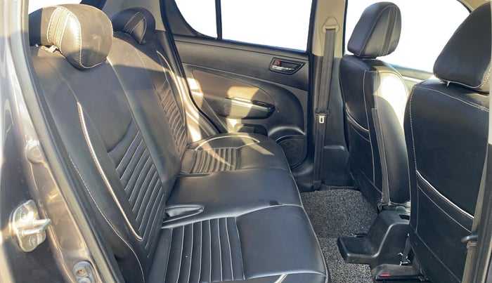 2017 Maruti Swift VXI, Petrol, Manual, 1,22,660 km, Right Side Rear Door Cabin