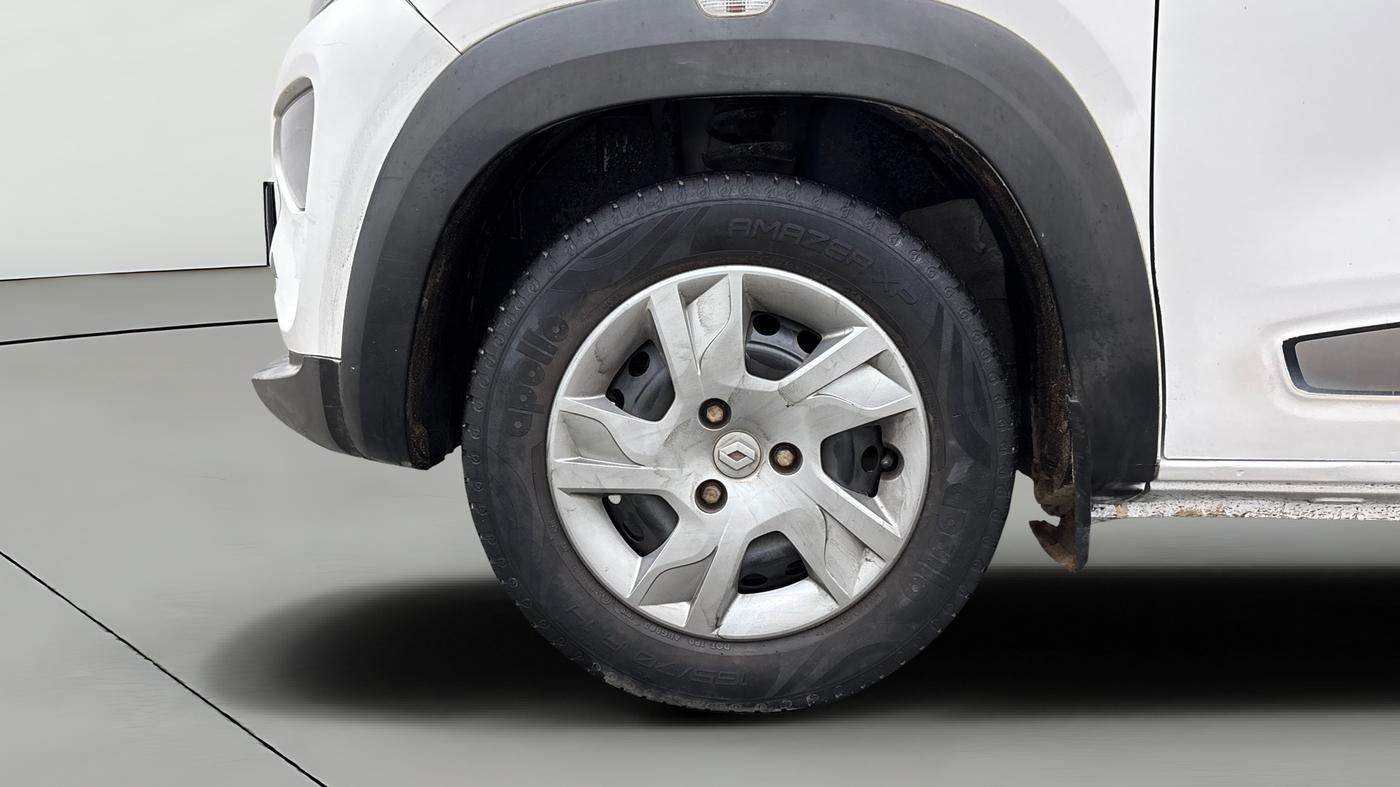 2020 Renault Kwid RXT 1.0 AMT (O), Petrol, Automatic, 33,268 km, Left Front Wheel
