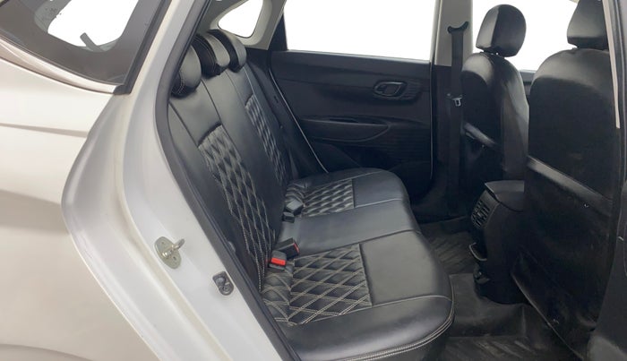 2023 Hyundai NEW I20 SPORTZ 1.2 MT, Petrol, Manual, 51,244 km, Right Side Rear Door Cabin