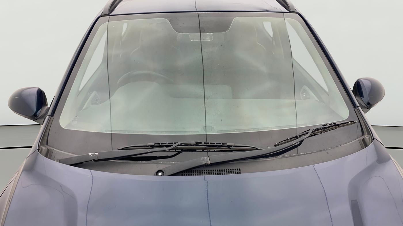 2020 Hyundai GRAND I10 NIOS SPORTZ AMT 1.2 KAPPA VTVT, CNG, Automatic, 63,245 km, Front Windshield