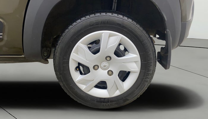 2022 Renault Kwid RXT 1.0 AMT (O), Petrol, Automatic, 24,936 km, Left Rear Wheel