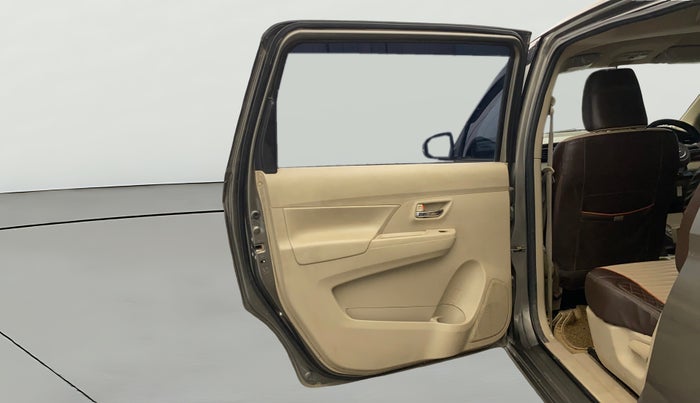 2023 Maruti Ertiga   VXI (O) CNG, CNG, Manual, 44,431 km, LHS Rear Door