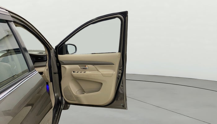 2021 Maruti Ertiga VXI CNG, CNG, Manual, 1,26,683 km, RHS Front Door