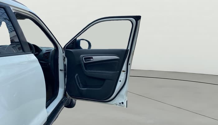 2016 Maruti Vitara Brezza VDI, Diesel, Manual, 72,279 km, RHS Front Door
