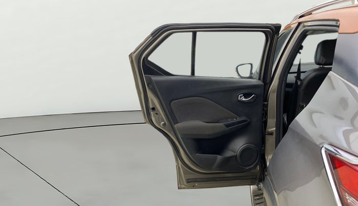 2019 Nissan Kicks XV 1.5, Petrol, Manual, 50,014 km, LHS Rear Door