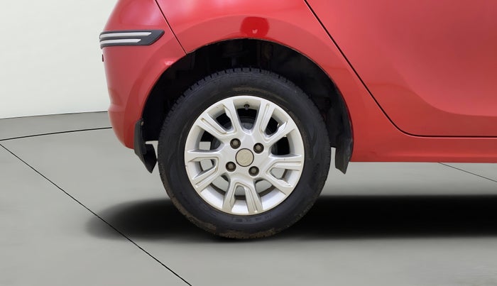 2017 Tata Tiago XZ PETROL, Petrol, Manual, 33,515 km, Right Rear Wheel