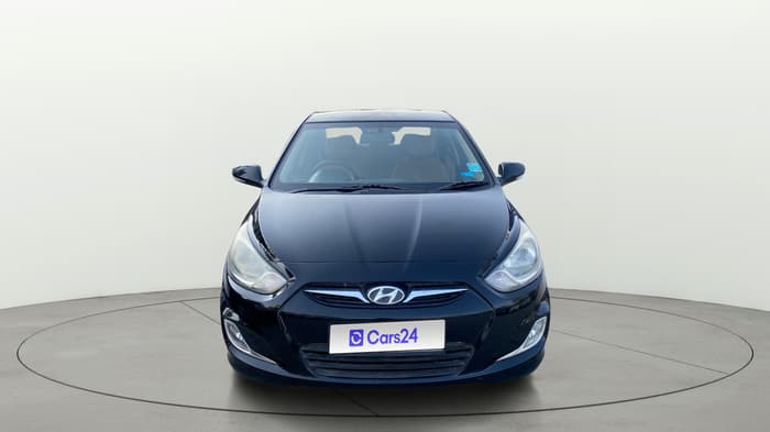2013 Hyundai Verna FLUIDIC 1.6 CRDI SX, Diesel, Manual, 1,19,448 km, Front
