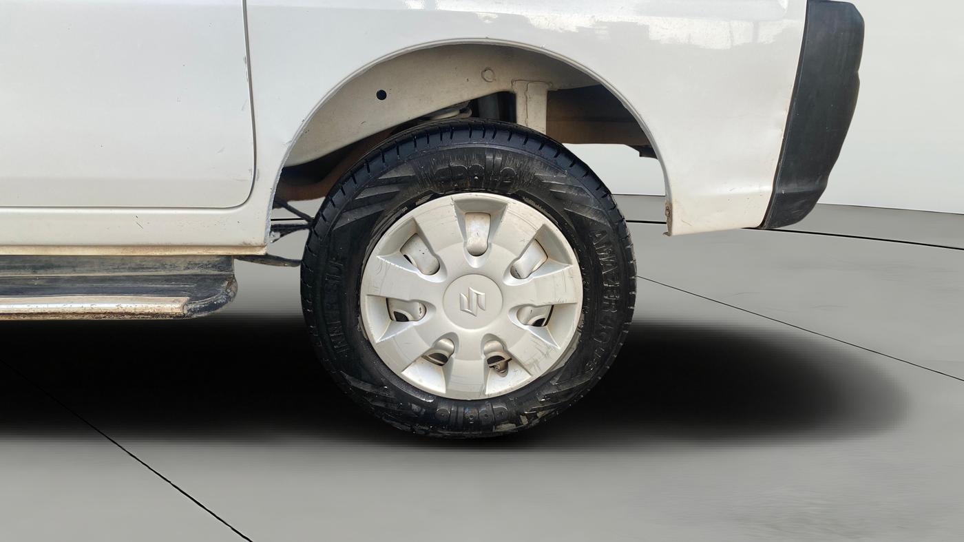 2020 Maruti Eeco 7 STR, Petrol, Manual, 44,990 km, Left Rear Wheel
