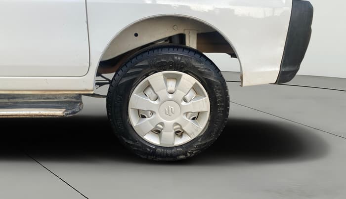 2020 Maruti Eeco 7 STR, Petrol, Manual, 44,986 km, Left Rear Wheel