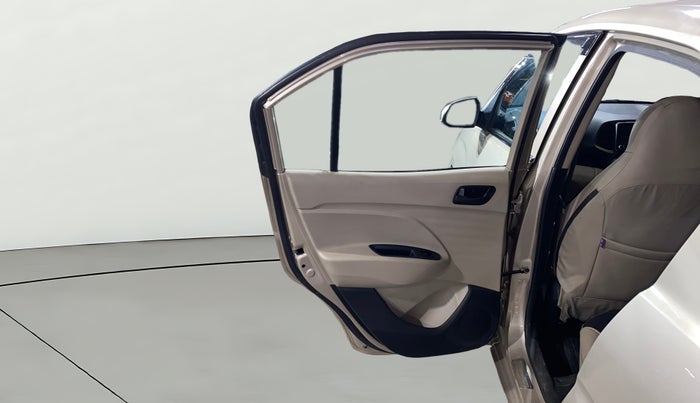 2022 Hyundai NEW SANTRO SPORTZ MT, Petrol, Manual, 24,144 km, LHS Rear Door