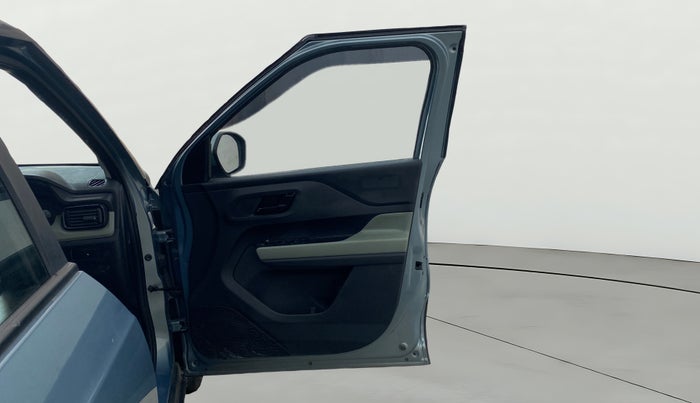 2025 Tata PUNCH Adventure Plus AMT, Petrol, Automatic, 11,142 km, RHS Front Door