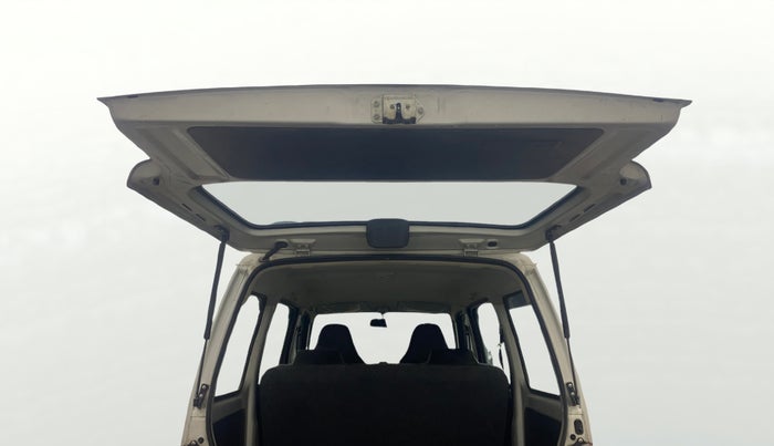 2023 Maruti Eeco 5 STR AC, Petrol, Manual, 6,638 km, Boot Door Open