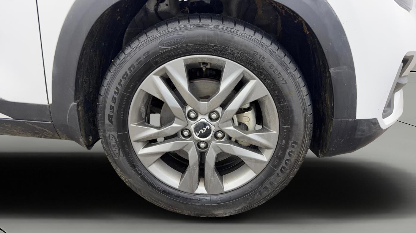 2022 KIA SELTOS HTX PETROL 1.5, Petrol, Manual, 38,834 km, Right Front Wheel