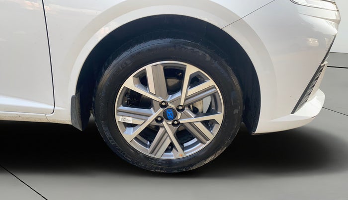 2023 Hyundai Verna SX 1.5 VTVT, Petrol, Manual, 8,525 km, Right Front Wheel