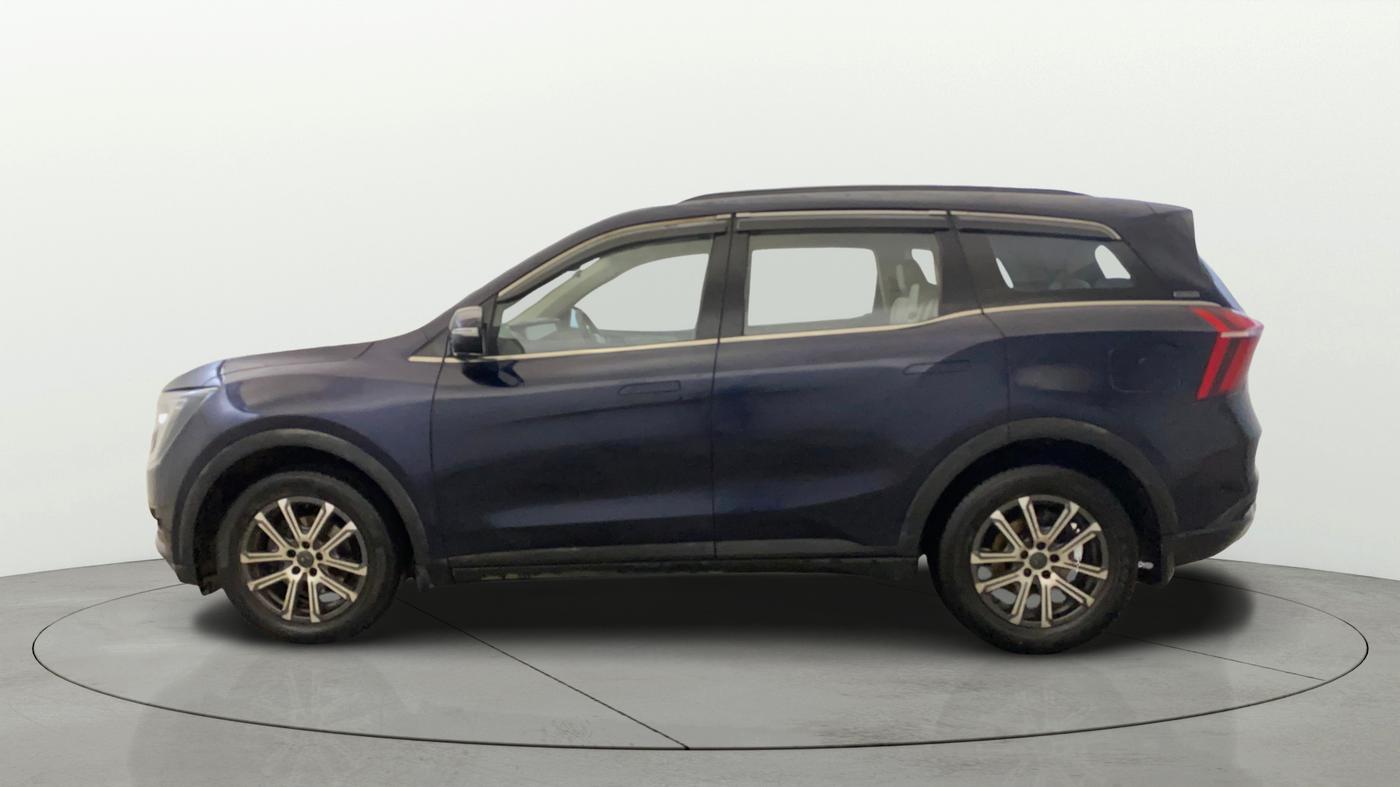 2021 Mahindra XUV700 AX7 Petrol MT 7 STR, Petrol, Manual, 88,649 km, Left Side