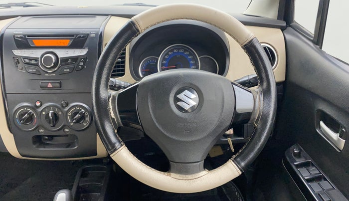 2017 Maruti Wagon R 1.0 VXI (O) AMT, Petrol, Automatic, 92,824 km, Steering Wheel Close Up