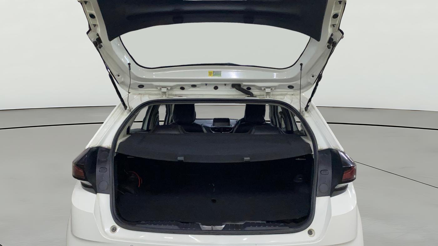 2023 Tata ALTROZ XM PLUS SUNROOF CNG, CNG, Manual, 18,614 km, Boot Open Zoomed View