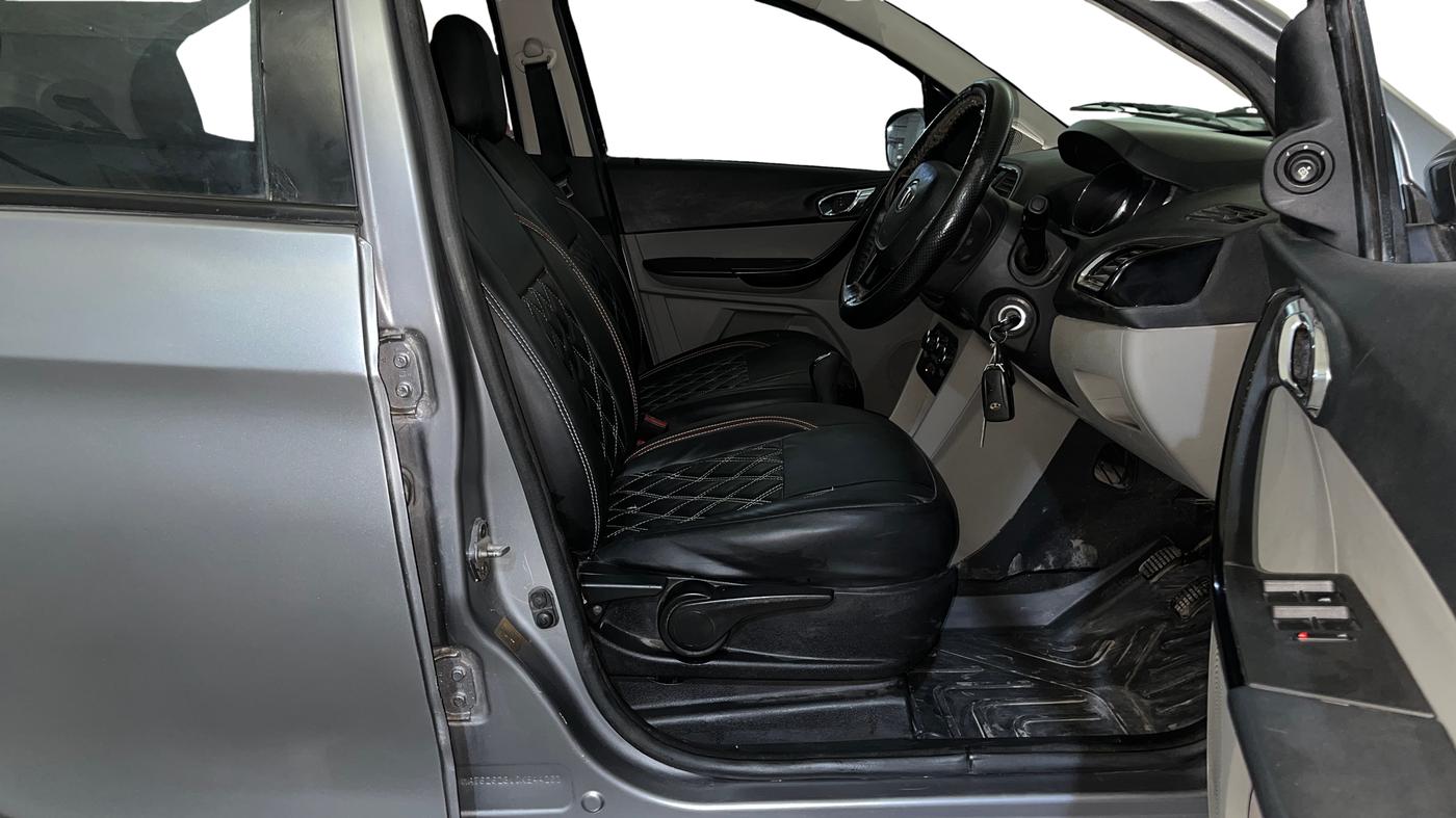2018 Tata Tiago XZ PETROL, Petrol, Manual, 58,991 km, Right Side Front Door Cabin