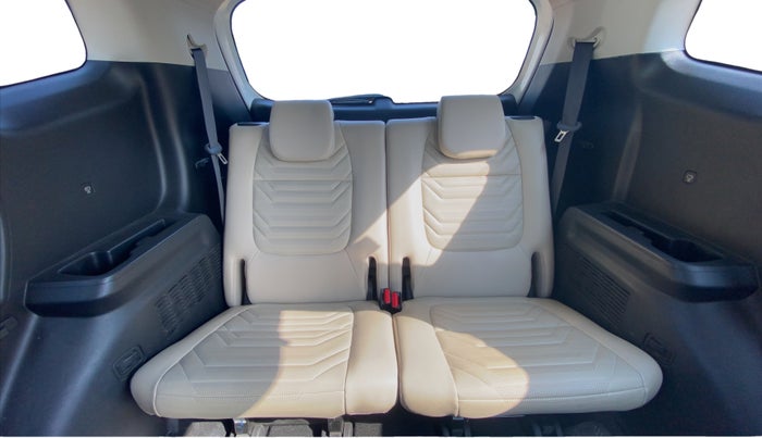 2022 KIA CARENS LUXURY PLUS 1.4 PETROL 7 STR, Petrol, Manual, 25,165 km, Third Seat Row ( optional )