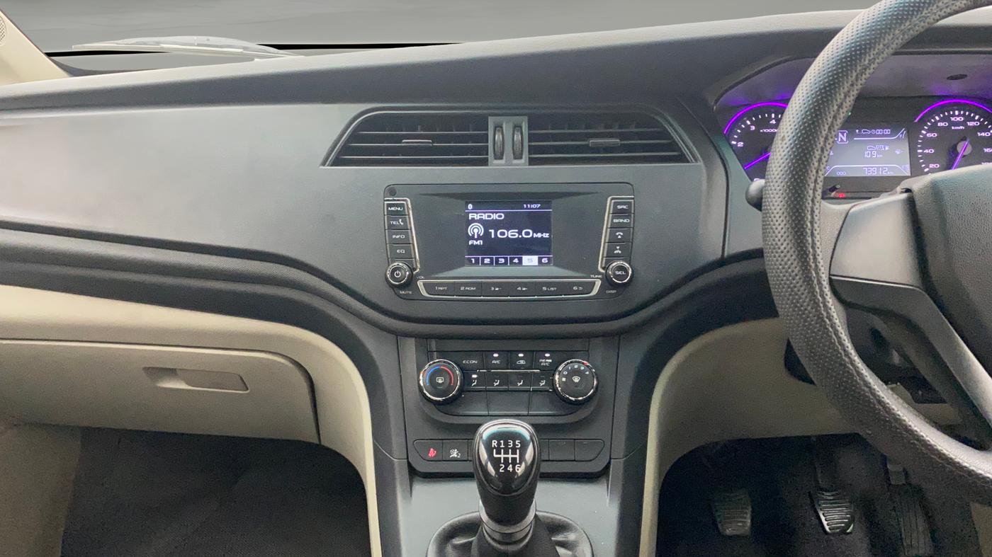 2019 Mahindra MARAZZO M4 8 STR, Diesel, Manual, 73,769 km, Air Conditioner