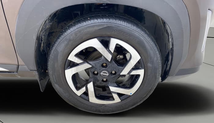 2021 Nissan MAGNITE XV TURBO CVT, Petrol, Automatic, 18,496 km, Right Front Wheel