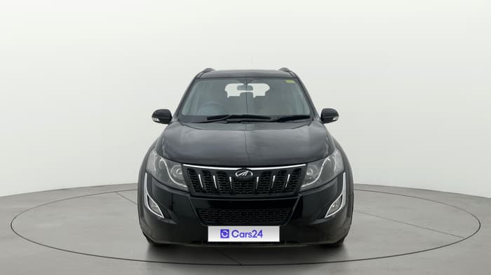 2017 Mahindra XUV500 W6, Diesel, Manual, 1,02,143 km, Front