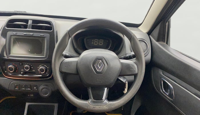 2018 Renault Kwid RXT 1.0, Petrol, Manual, 74,341 km, Steering Wheel Close Up
