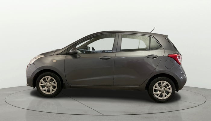2017 Hyundai Grand i10 SPORTZ 1.2 KAPPA VTVT, CNG, Manual, 35,857 km, Left Side