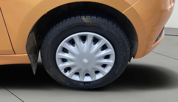 2018 Tata Tiago XT PETROL, Petrol, Manual, 63,565 km, Right Front Wheel