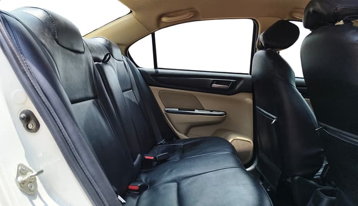 2020 Honda Amaze 1.2L I-VTEC VX CVT, Petrol, Automatic, 65,014 km, Right Side Rear Door Cabin