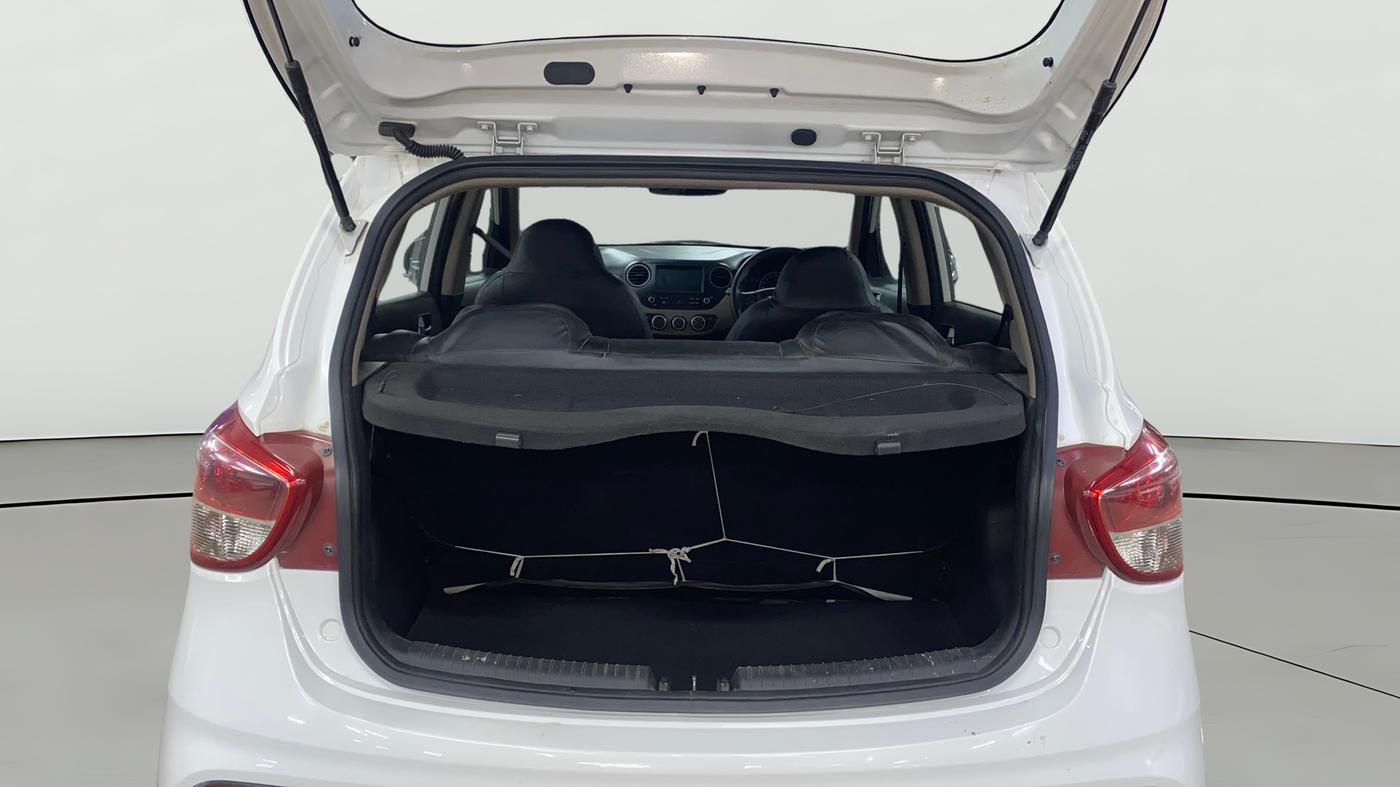 2018 Hyundai Grand i10 SPORTZ 1.2 KAPPA VTVT, Petrol, Manual, 34,083 km, Boot Open Zoomed View