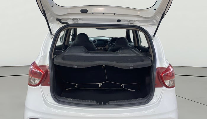 2018 Hyundai Grand i10 SPORTZ 1.2 KAPPA VTVT, Petrol, Manual, 34,068 km, Boot Open Zoomed View