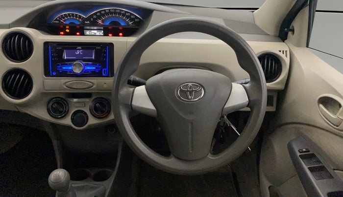 2015 Toyota Etios Liva G, Petrol, Manual, 20,502 km, Steering Wheel Close Up