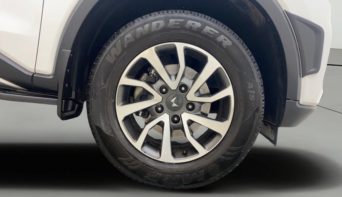 2023 Mahindra SCORPIO-N Z8 L PETROL AT 7 STR, Petrol, Automatic, 20,841 km, Right Front Wheel