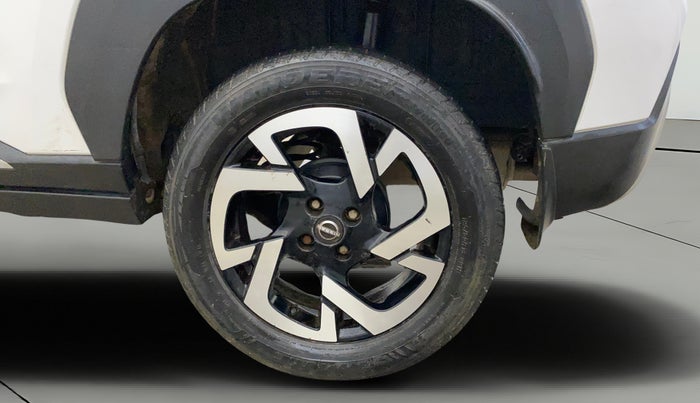 2022 Nissan MAGNITE XV TURBO CVT, Petrol, Automatic, 33,823 km, Left Rear Wheel