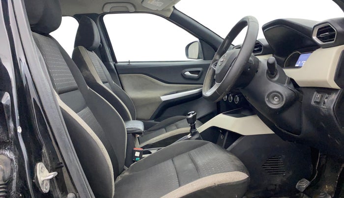 2023 Nissan MAGNITE XL, CNG, Manual, 50,733 km, Right Side Front Door Cabin