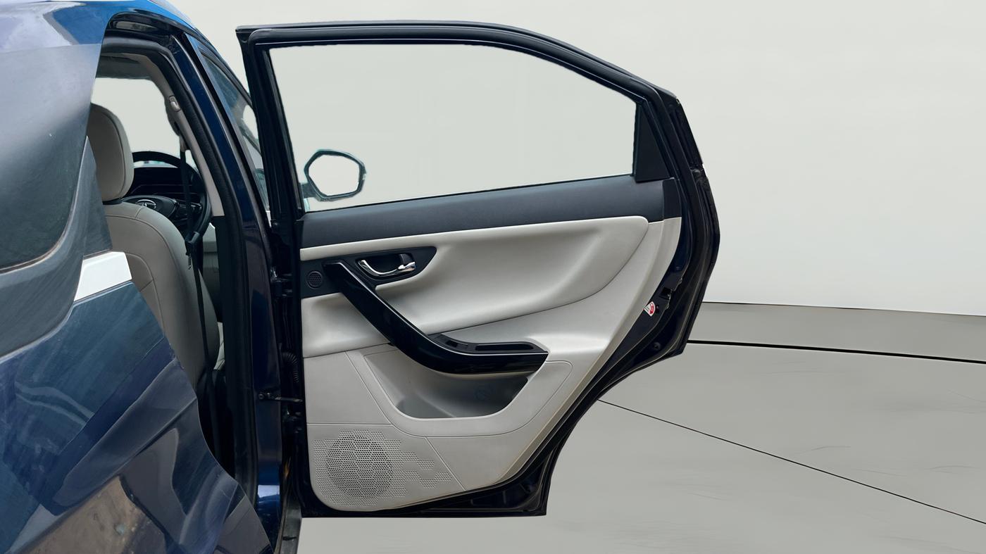 2023 Tata NEXON XZ Plus LUX, Petrol, Manual, 34,006 km, RHS Rear Door