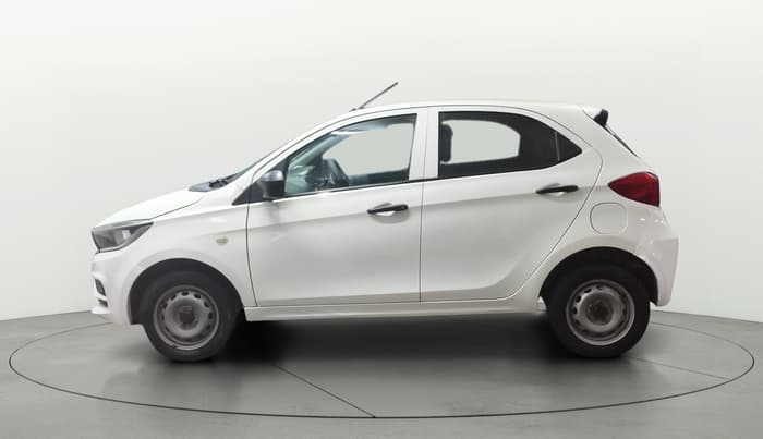 2022 Tata Tiago XM CNG, CNG, Manual, 65,111 km, Left Side