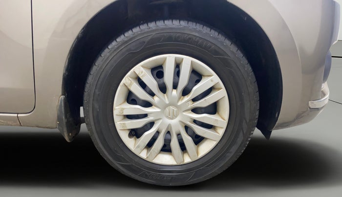 2019 Maruti Dzire VXI, Petrol, Manual, 1,29,344 km, Right Front Wheel