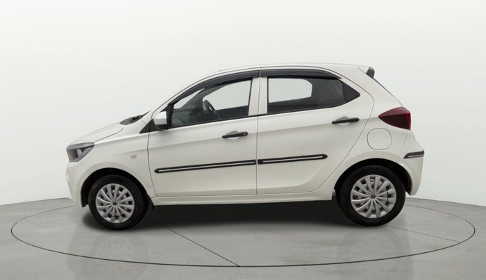 2020 Tata Tiago XE PETROL, CNG, Manual, 26,025 km, Left Side
