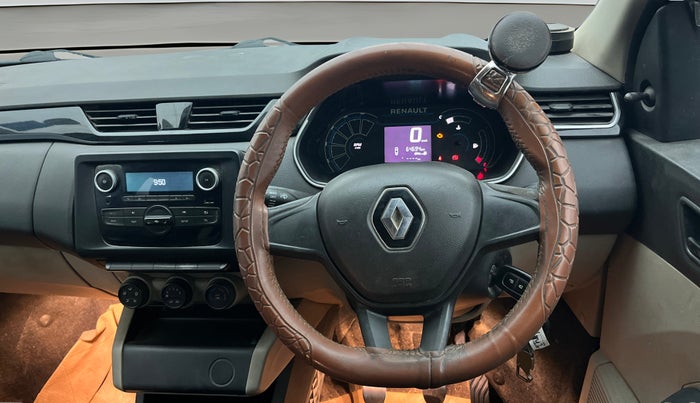 2021 Renault TRIBER RXL MT, Petrol, Manual, 64,712 km, Steering Wheel Close Up
