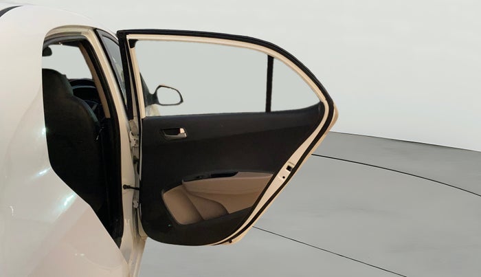 2014 Hyundai Xcent S 1.2, Petrol, Manual, 98,800 km, RHS Rear Door