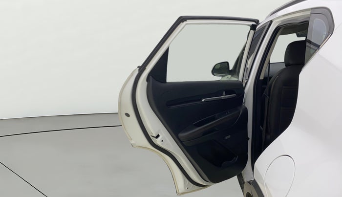 2020 KIA SONET GTX PLUS 1.5 AT, Diesel, Automatic, 97,106 km, LHS Rear Door