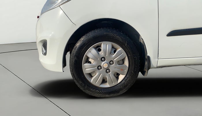 2013 Hyundai i10 ERA 1.1, Petrol, Manual, 65,539 km, Left Front Wheel