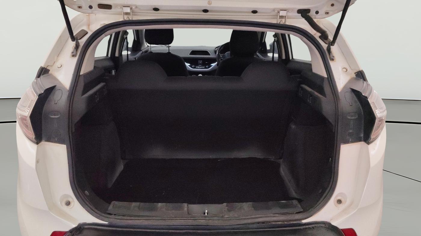2018 Tata NEXON XM PETROL, Petrol, Manual, 1,02,378 km, Boot Open Zoomed View