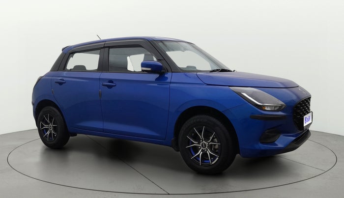 2024 Maruti Swift VXi AMT, Petrol, Automatic, 5,478 km, Right Front Diagonal