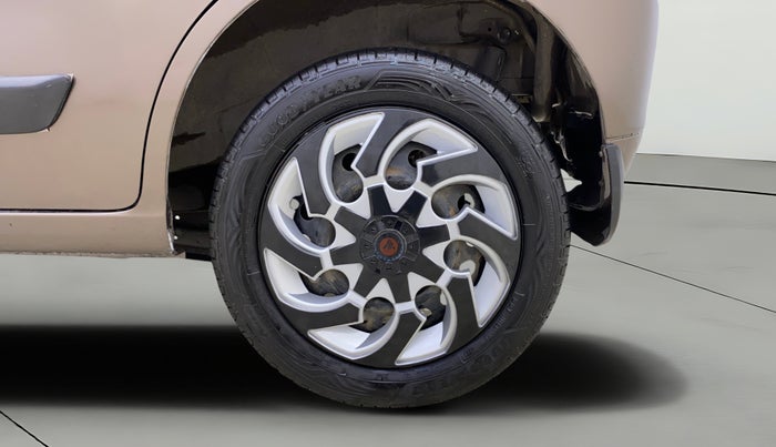 2013 Maruti Wagon R 1.0 VXI, Petrol, Manual, 51,752 km, Left Rear Wheel