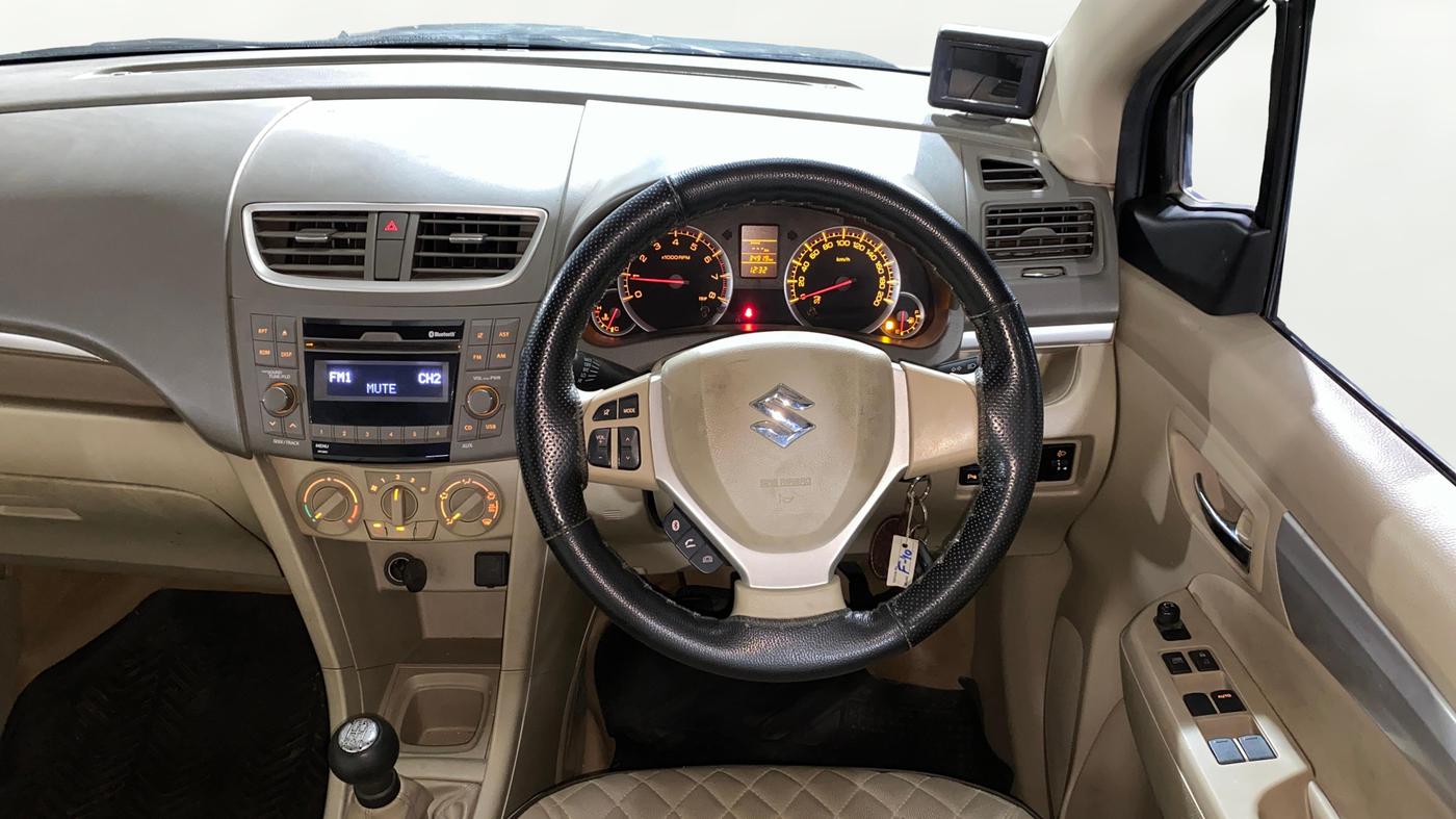 2017 Maruti Ertiga VXI, Petrol, Manual, 34,899 km, Steering Wheel Close Up
